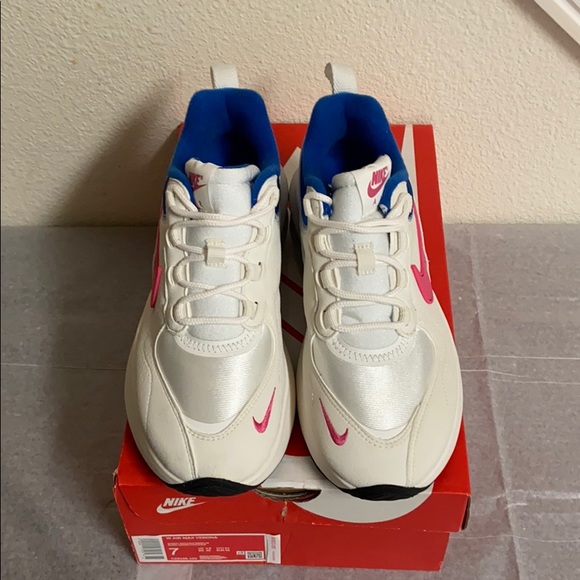 NIKE AIR MAX VERONA (7) WOMENS SHOES - Picture 2 of 12